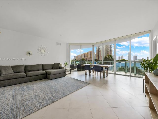 Apartment for sale  Unit #2-506 - photo 6085443