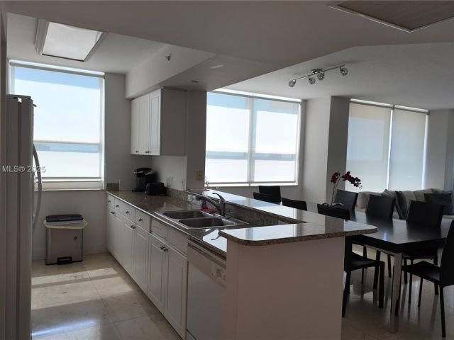 Apartment for sale  Unit #1213 - photo 6085795