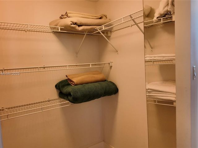 Apartment for sale  Unit #1213 - photo 6085808