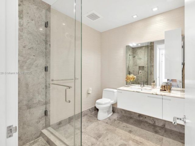 Apartment for sale  Unit #2403S - photo 6085817