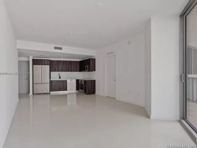 Apartment for sale  Unit #501 - photo 6085172