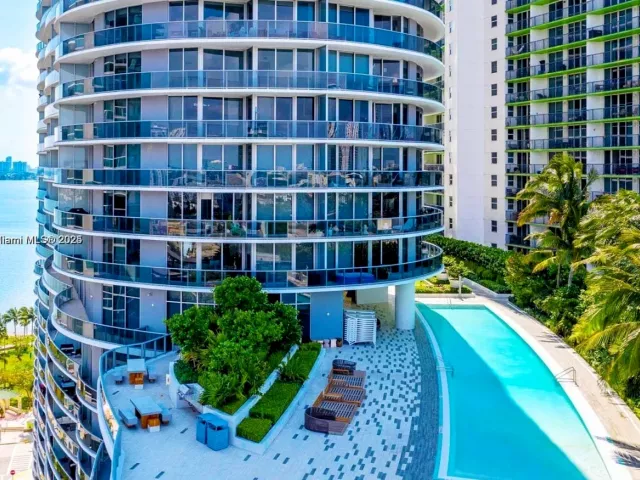 Apartment for sale  Unit #501 - photo 6085176