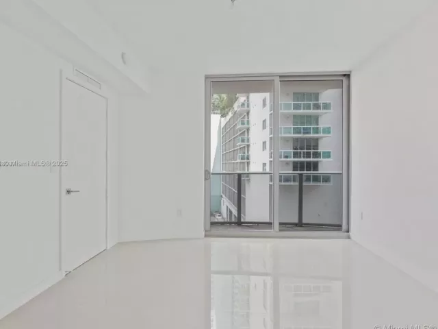 Apartment for sale  Unit #501 - photo 6085165