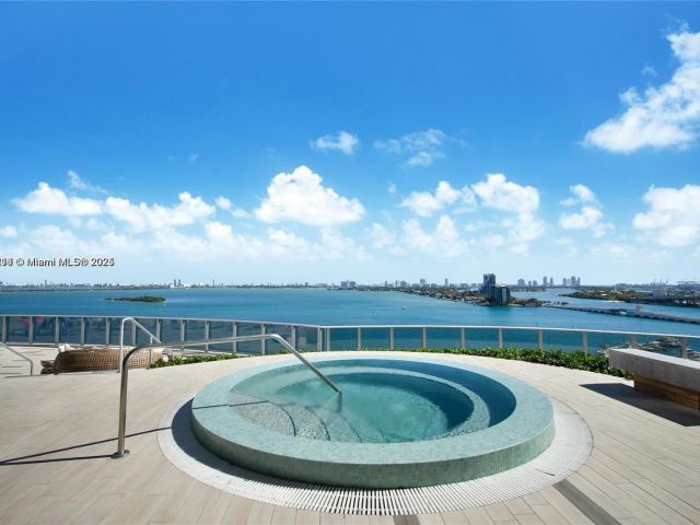 Apartment for sale  Unit #501 - photo 6085158