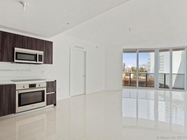 Apartment for sale  Unit #501 - photo 6085174