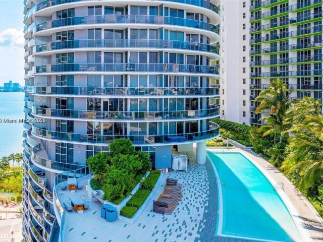 Apartment for sale  Unit #501 - photo 6085176