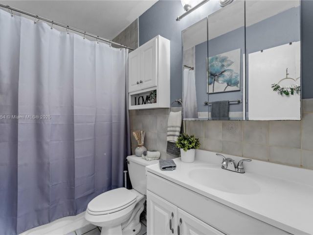 Home for sale at 1760 NW 12th Ave - photo 6093519