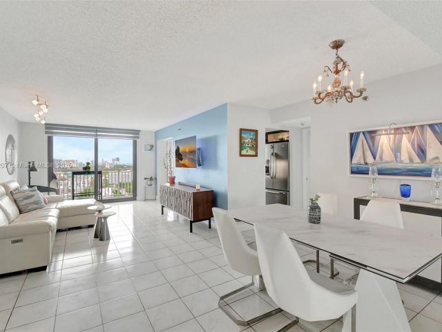 Apartment for sale  Unit #2212 - photo 6232219