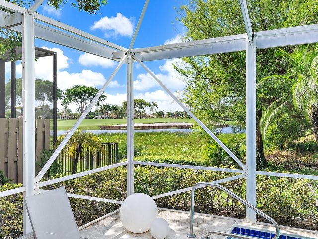 Home for rent at 8208 Heritage Club Drive - photo 6116536