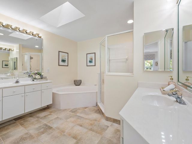 Home for rent at 8208 Heritage Club Drive - photo 6116539