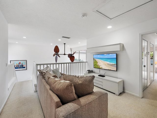 Home for rent at 8208 Heritage Club Drive - photo 6116543