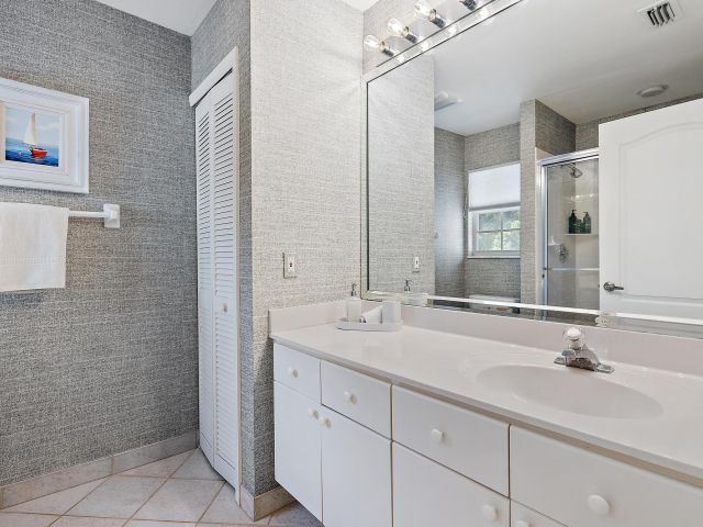 Home for rent at 8208 Heritage Club Drive - photo 6116544