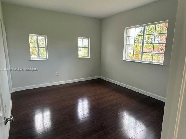 Home for sale at 4157 NE 14th St - photo 6085295