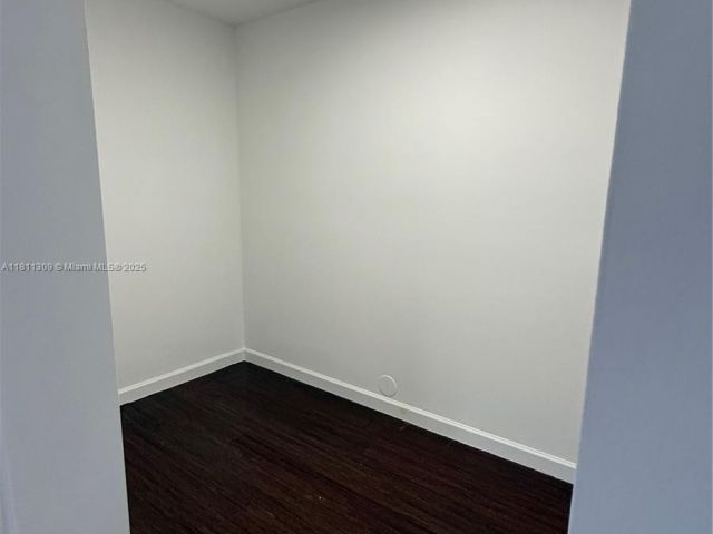 Home for sale at 4157 NE 14th St - photo 6085296