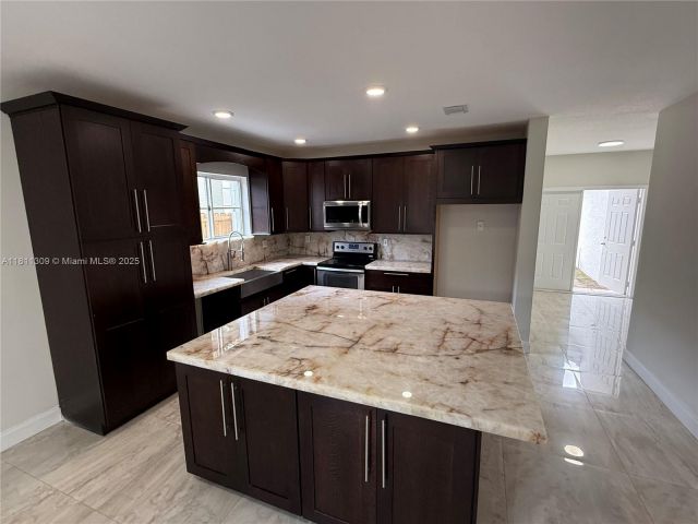 Home for sale at 4157 NE 14th St - photo 6085308