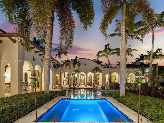 Home for sale at 18451 SW 158th St - photo 6113564