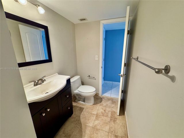 Apartment for sale  Unit #6E - photo 6085589