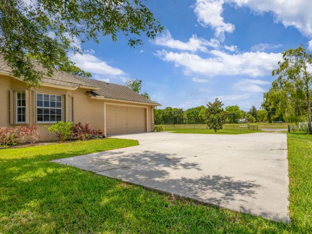 Home for rent at 4754 130th Avenue Avenue N - photo 6116579