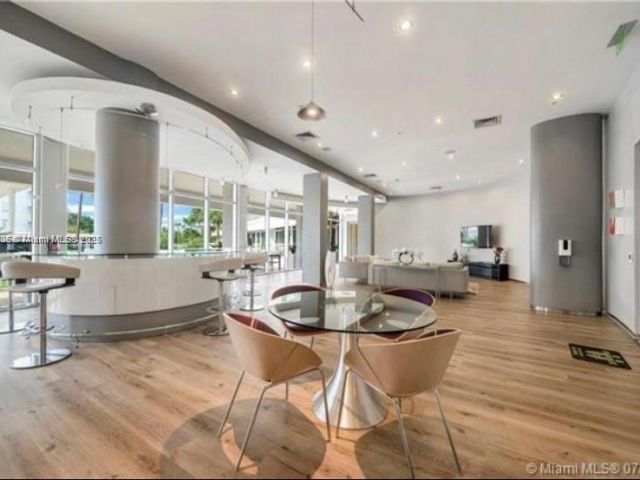 Apartment for rent  Unit #208 - photo 6088465