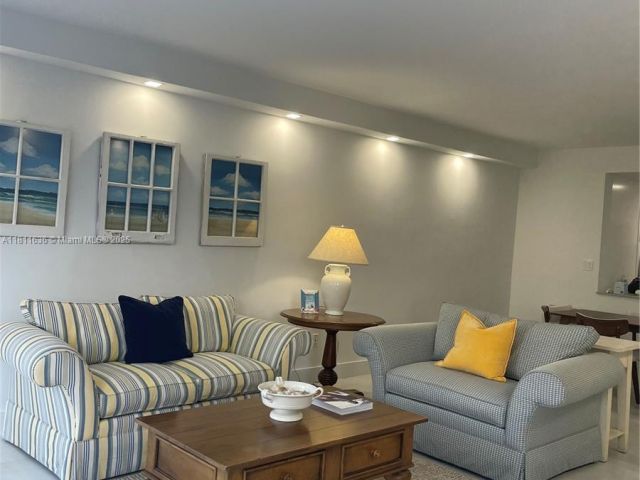 Apartment for rent  Unit #208 - photo 6088475