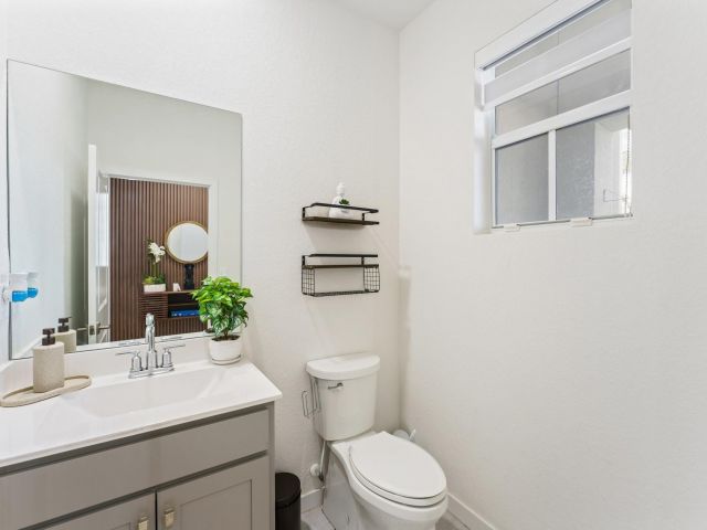 Home for sale at 1676 SE 8th Ave - photo 6127842