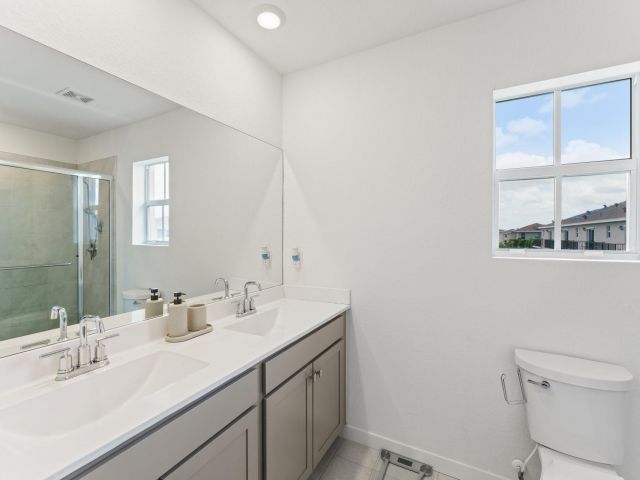 Home for sale at 1676 SE 8th Ave - photo 6127846