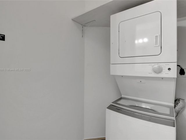 Apartment for sale  Unit #507 - photo 6086603
