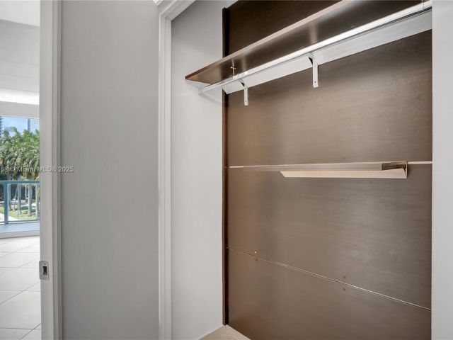 Apartment for sale  Unit #507 - photo 6086607