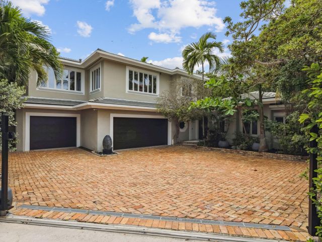 Home for rent at 3301 NE 16th St - photo 6114980