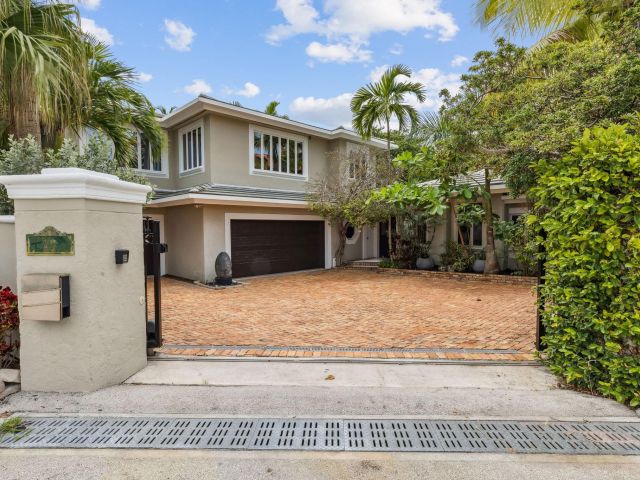 Home for rent at 3301 NE 16th St - photo 6114983