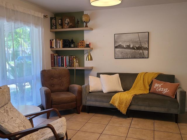 Home for rent at 170 NW 7th Street - photo 6089917