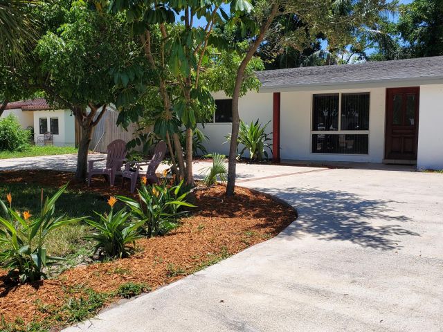 Home for rent at 170 NW 7th Street - photo 6089926