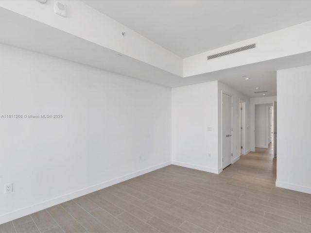 Apartment for sale  Unit #805 - photo 6088252