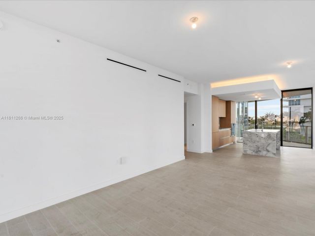 Apartment for sale  Unit #805 - photo 6088260