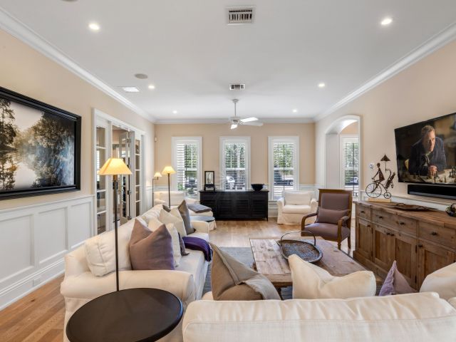 Home for sale at 110 Sea Lane - photo 6137772