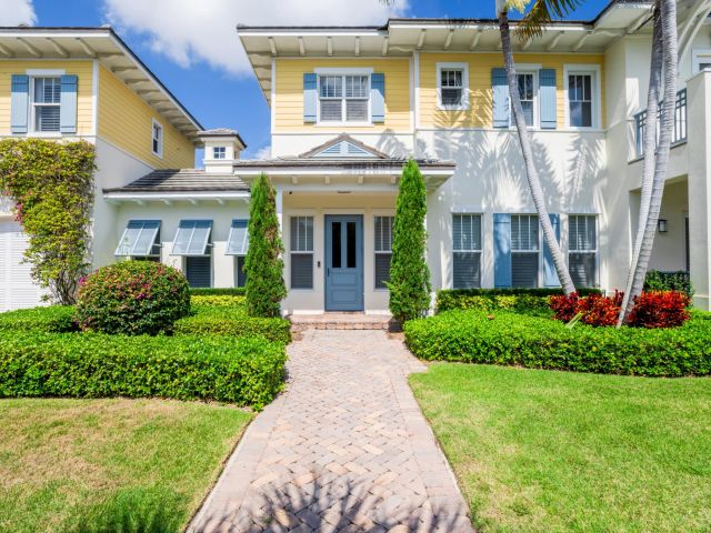 Home for sale at 110 Sea Lane - photo 6137777