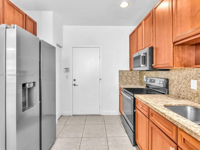 Home for sale at 9741 Darlington Pl - photo 6096569