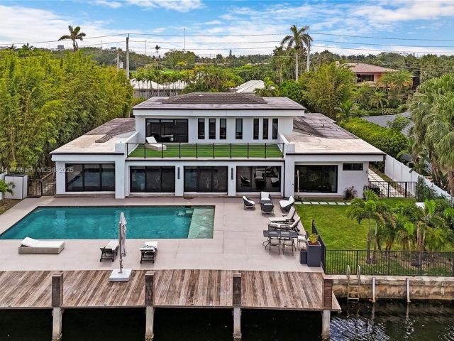 Home for sale at 1601 Diplomat Pkwy - photo 6119549