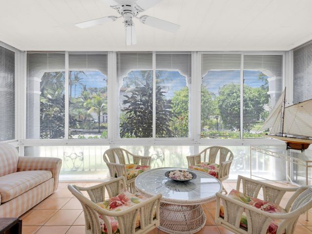 Home for rent at 519 28th Street Main House - photo 6116438