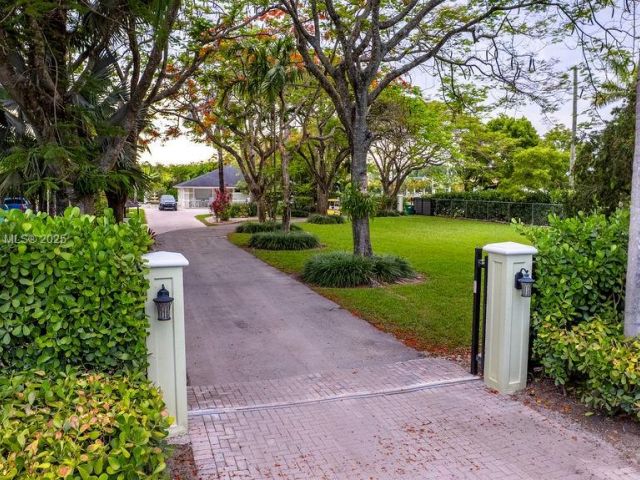 Home for sale at 19700 SW 184th St - photo 6091377