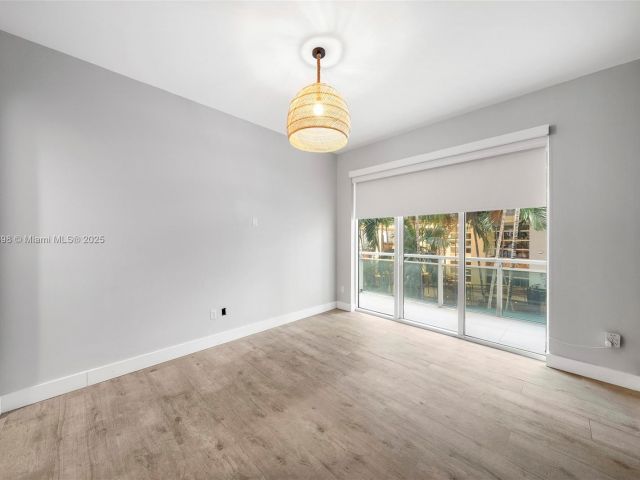 Apartment for sale  Unit #200 - photo 6089165