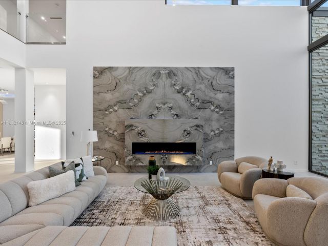 Home for sale at 401 Bontona Ave - photo 6221591