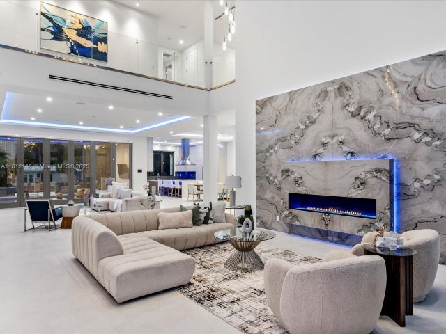 Home for sale at 401 Bontona Ave - photo 6221593