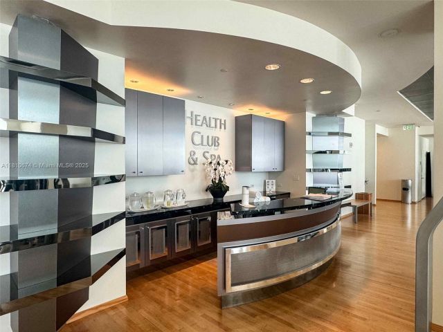 Apartment for sale  Unit #1504 - photo 6089093