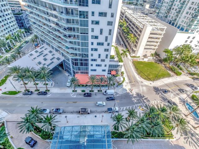 Apartment for sale  Unit #1504 - photo 6089097