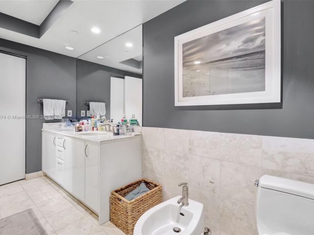 Apartment for sale  Unit #1504 - photo 6089105