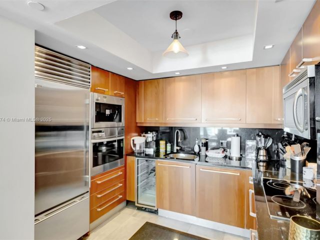 Apartment for sale  Unit #1504 - photo 6089109