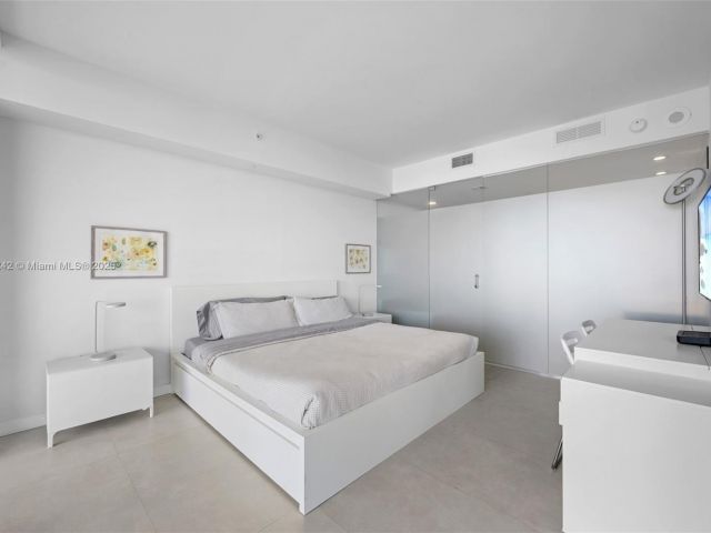 Apartment for sale  Unit #2502 - photo 6180921