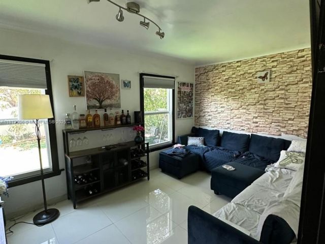 Home for sale at 544 NW 96th St - photo 6090753