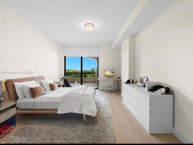 Apartment for sale  Unit #7055 - photo 6092232